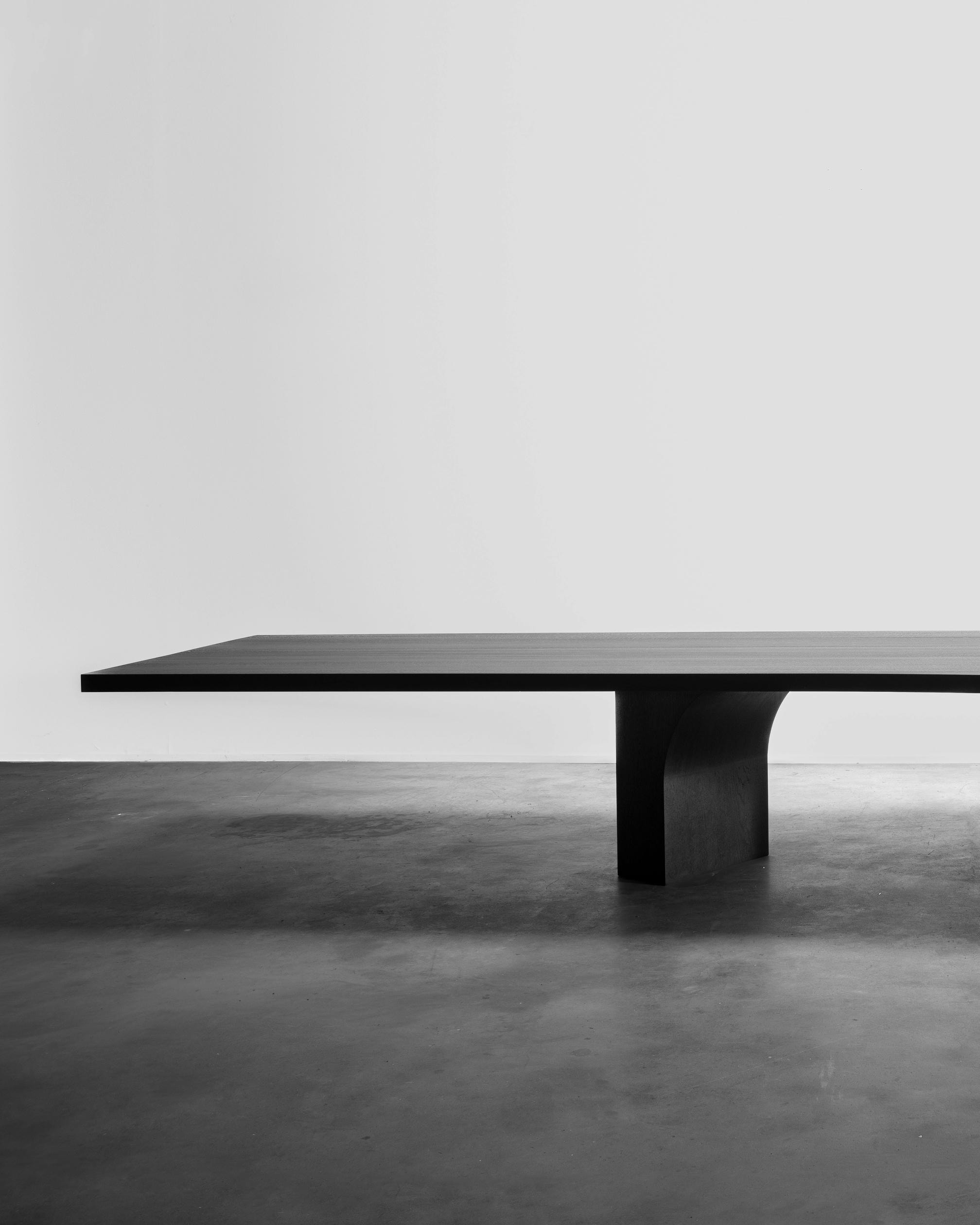 L K2519 Contemporary Sculptural Monolithic Oak Dining Table by Isac Elam Kaid 10