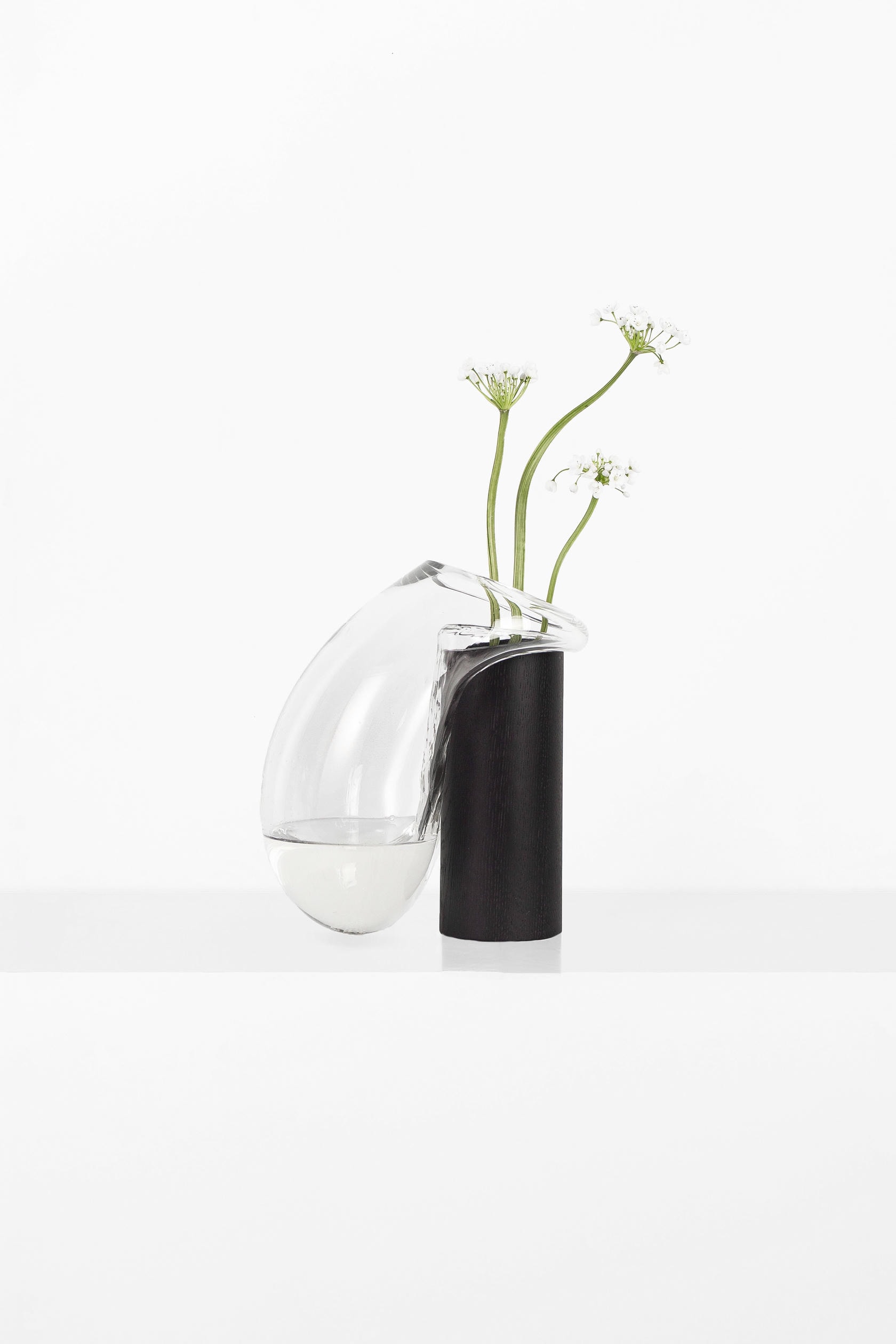 Large Gutta Boom Vase CS1 by NOOM 2