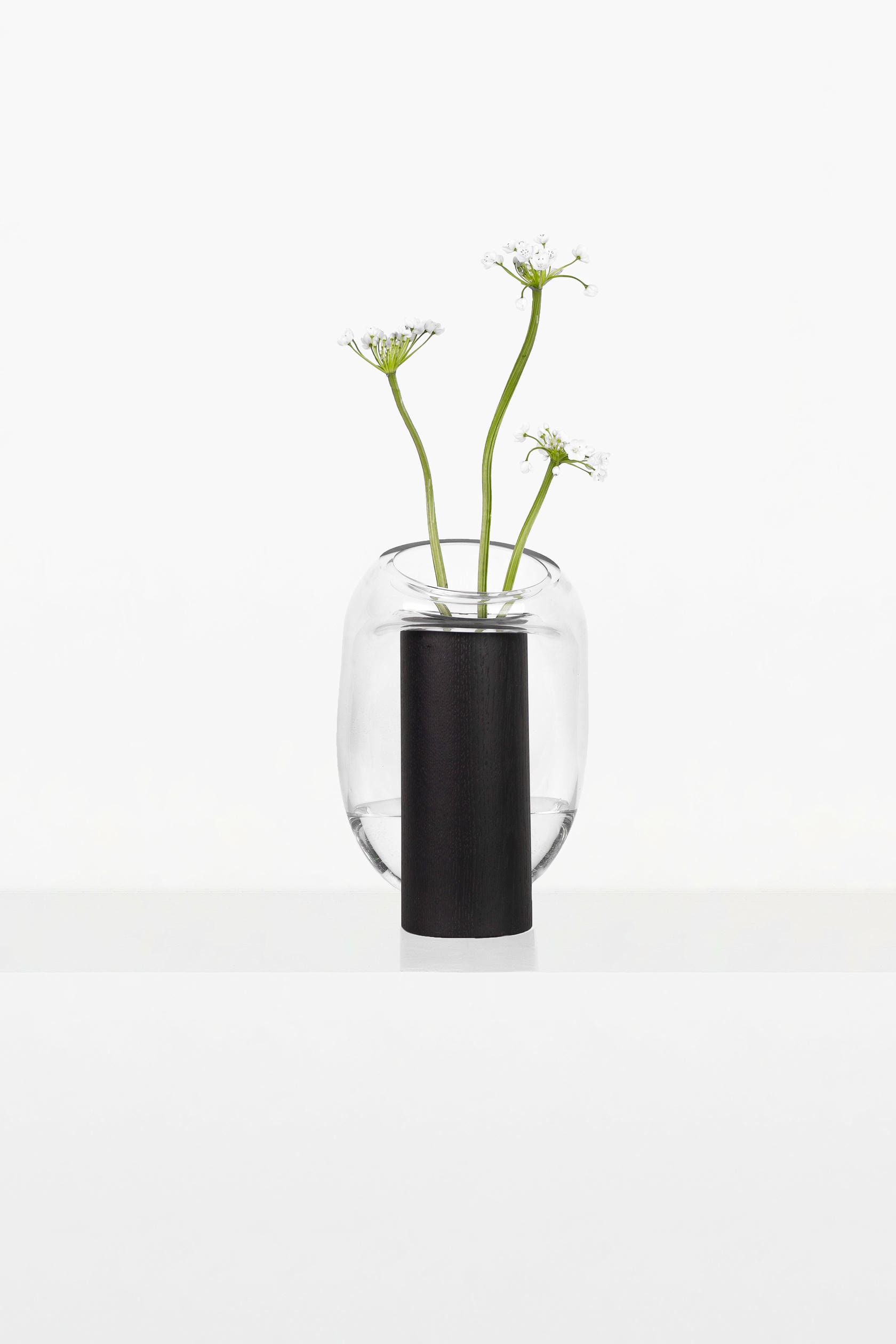 Large Gutta Boom Vase CS1 by NOOM 3