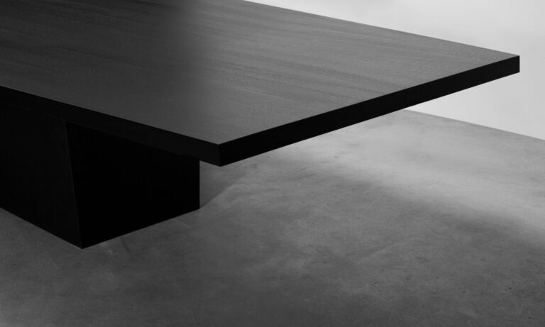 M K2519 Contemporary Sculptural Monolithic Oak Dining Table by Isac Elam Kaid 17