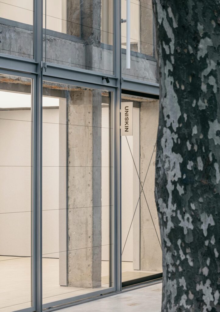 ONOAA STUDIO 8