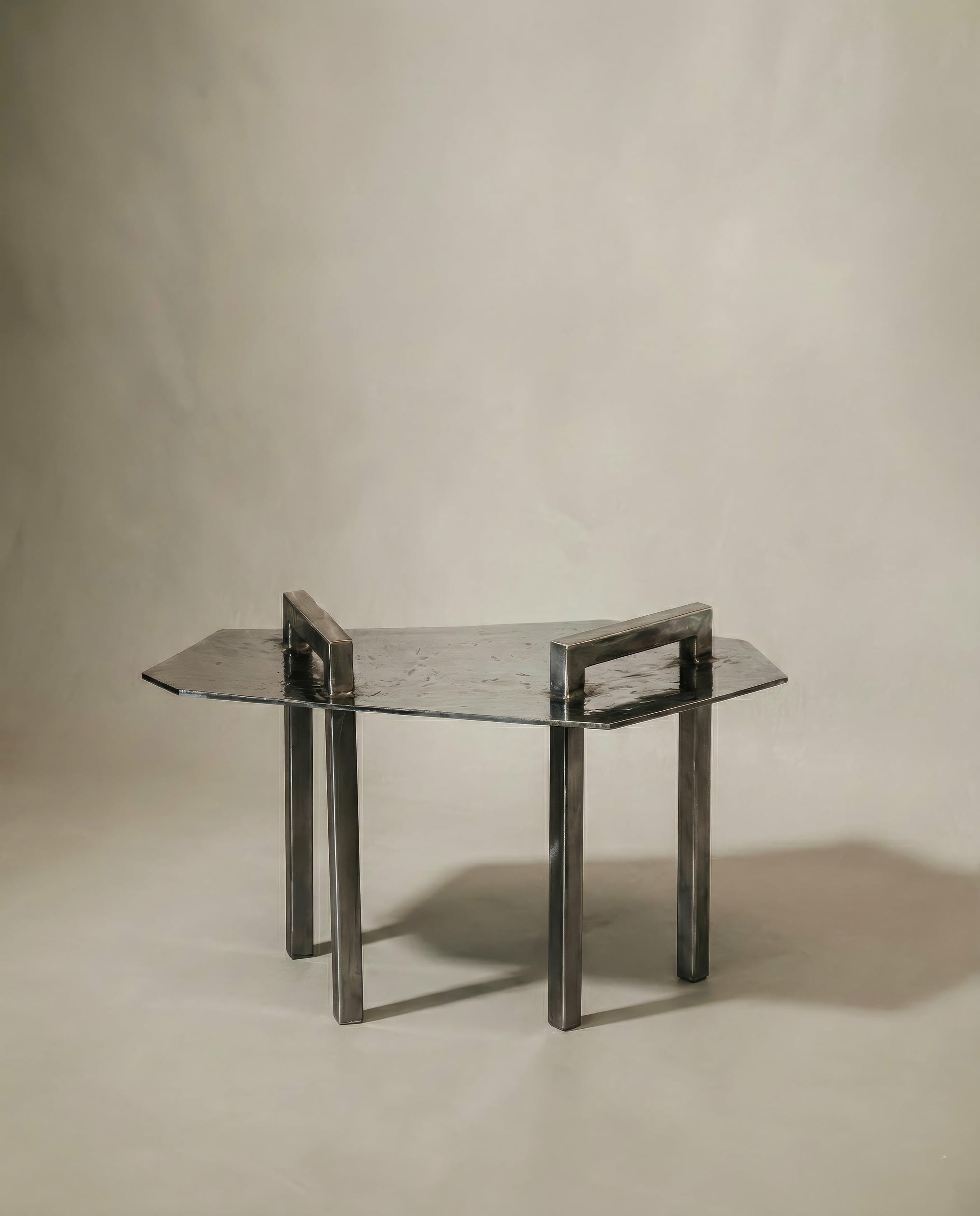 Ondulae Coffee Table in Stainless Steel by Metalmorphosis Studio 3