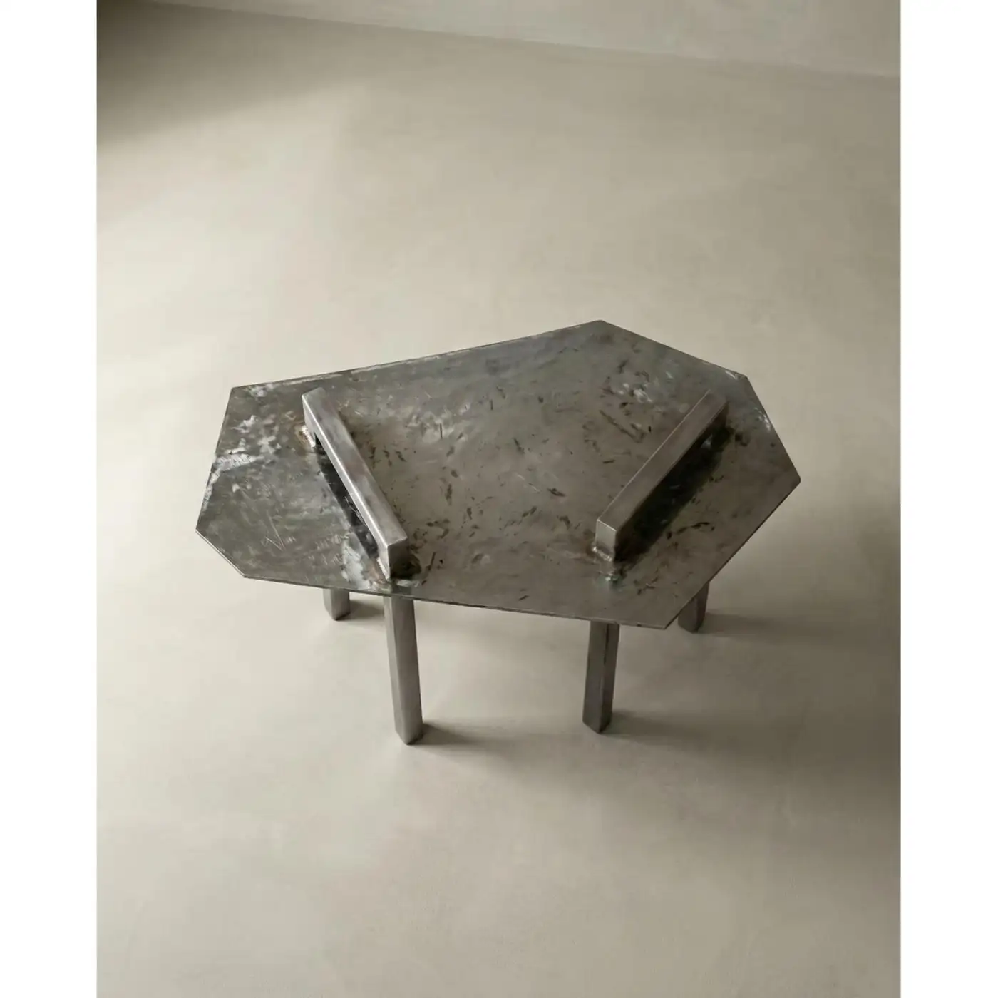 Ondulae Coffee Table in Stainless Steel by Metalmorphosis Studio 4