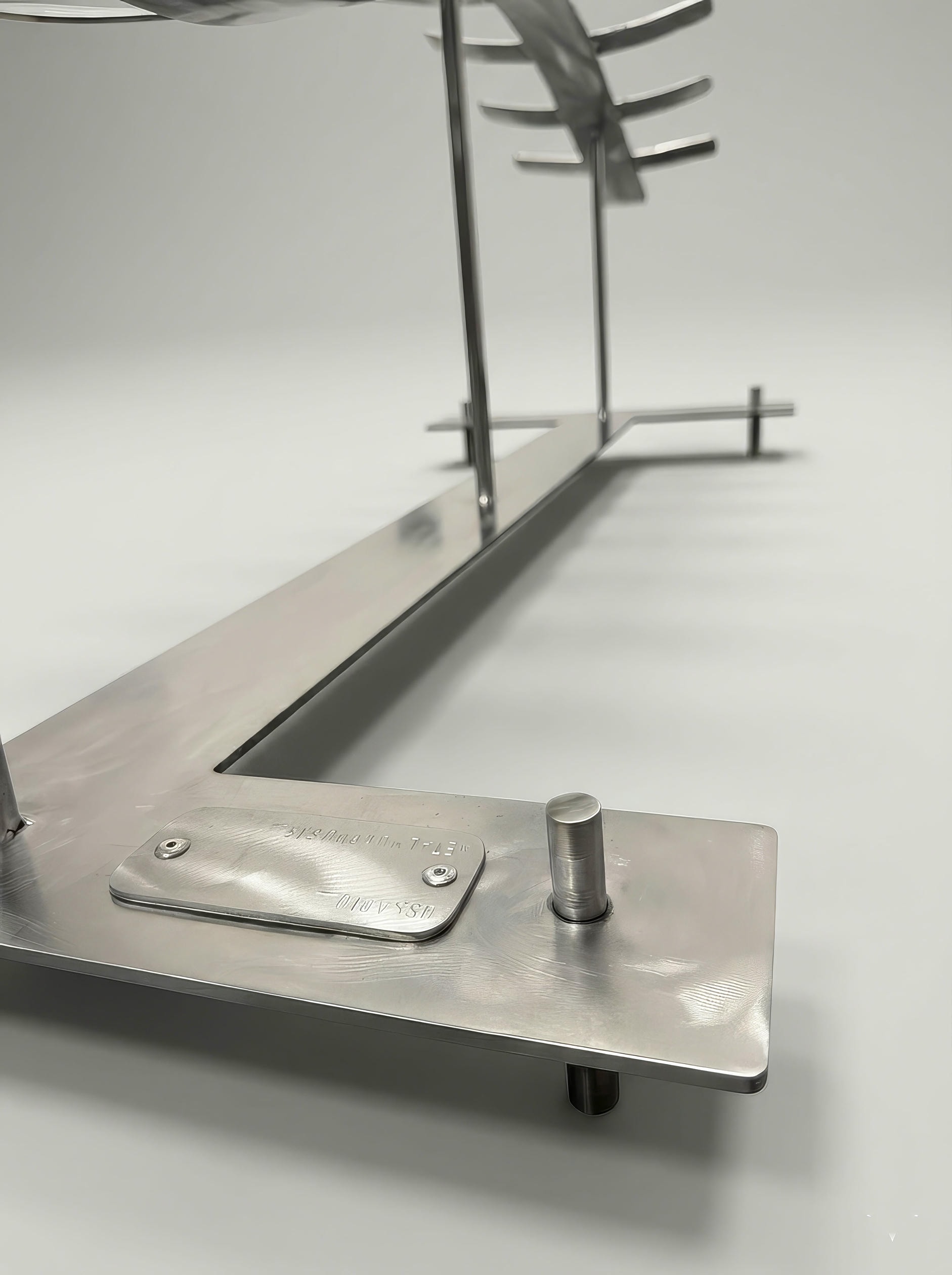 Ossario Chaise Longue in Mild Steel Acrylic Coat by Metalmorphosis Studio 6