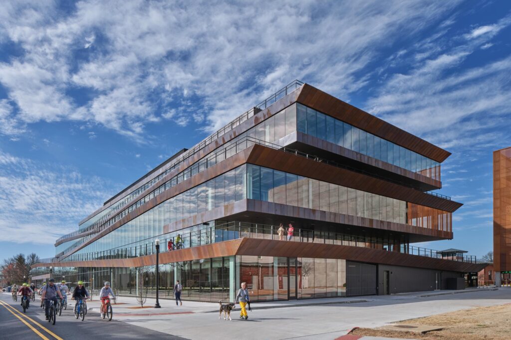 Rojkind Arquitectos_The_Ledger_01_by_Tim_Hursley