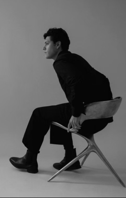 Sebastián Ángeles philia