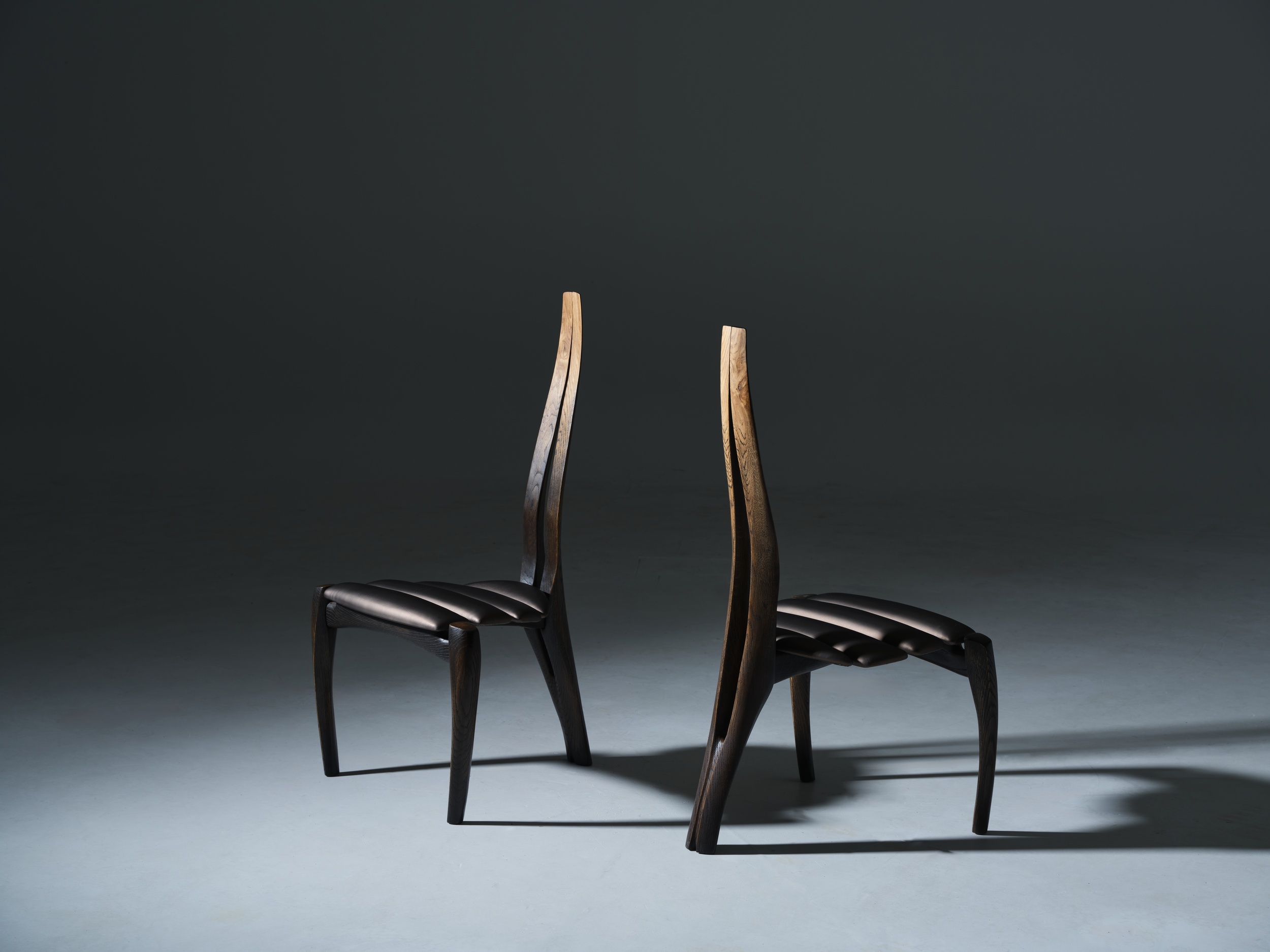 Set Of 2 Vennaxa Taper Fade Chairs by Alun Heslop 4