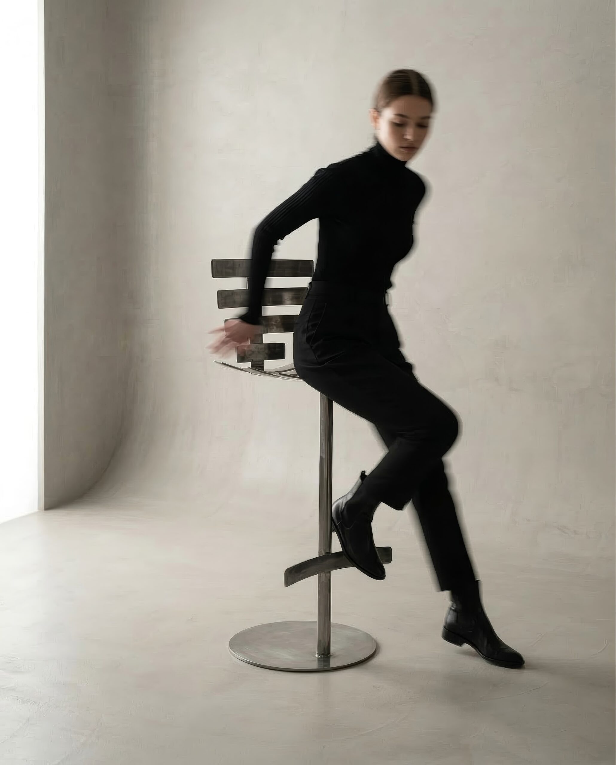 Vertebrae High Bar Stool in Mild Steel by Metalmorphosis Studio 6