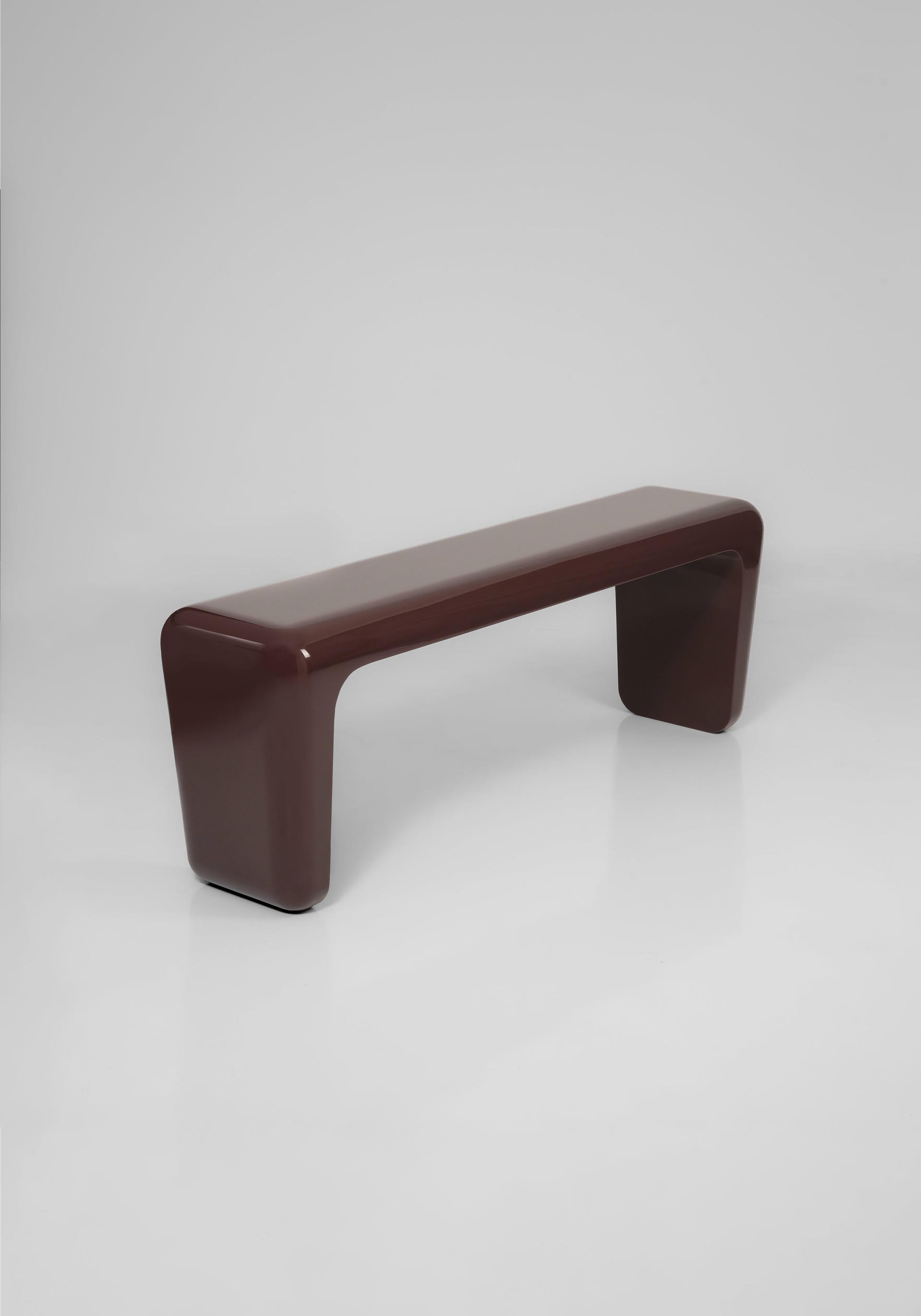 Para Console Table in Lacquer by Pendhapa 2