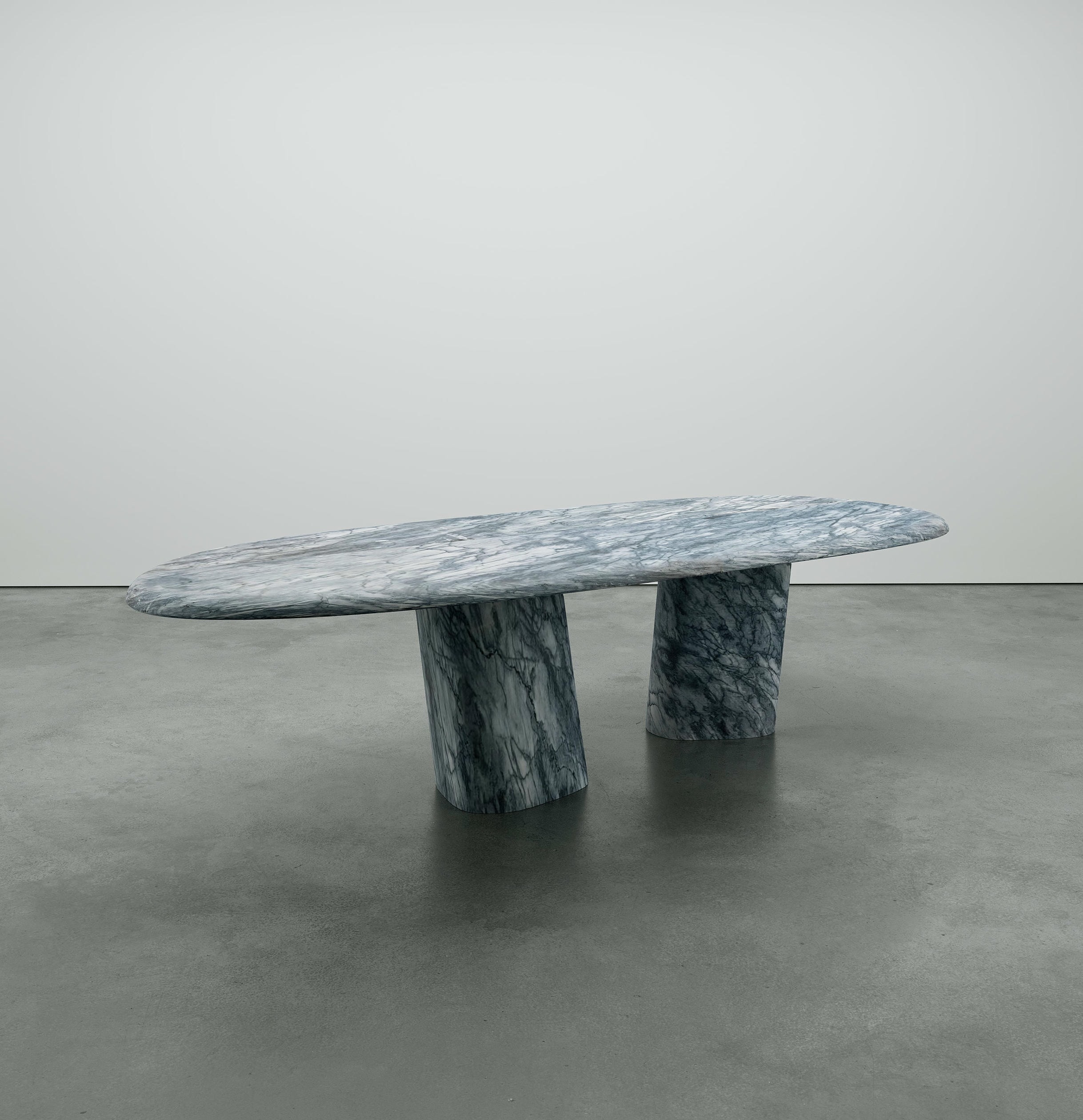 Verge Pele De Tigre Marble Table by Phillip Jividen 3