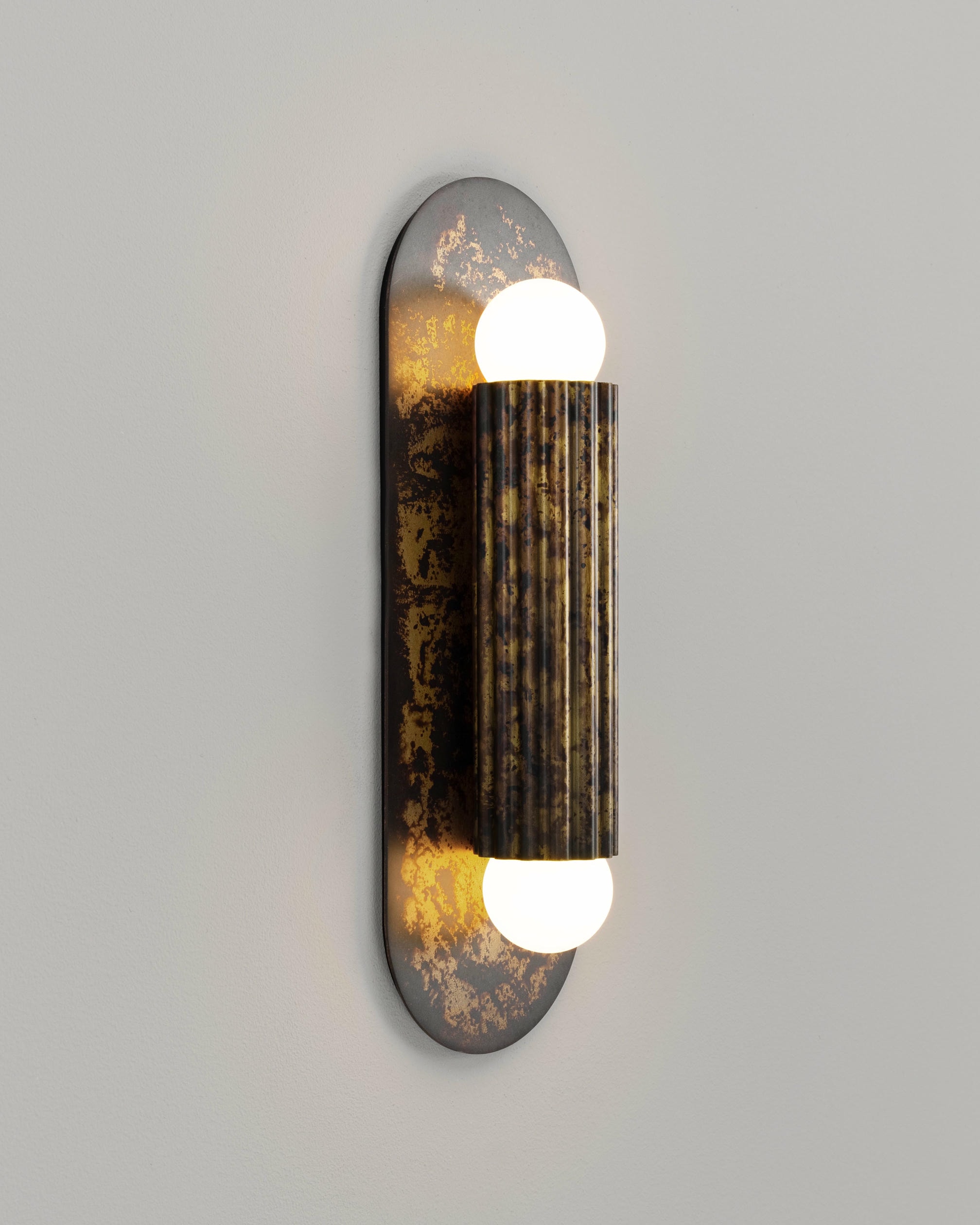 Vesta SM Wall Sconce by Schwung 18