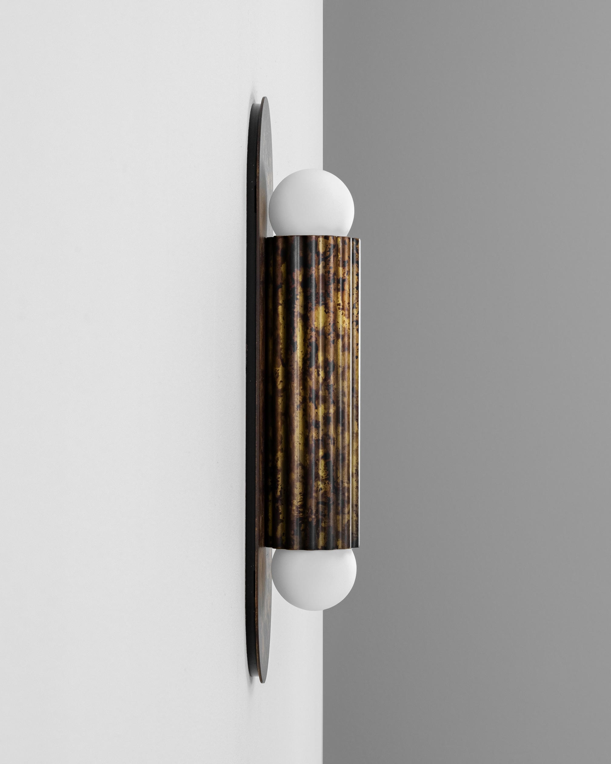 Vesta SM Wall Sconce by Schwung 19