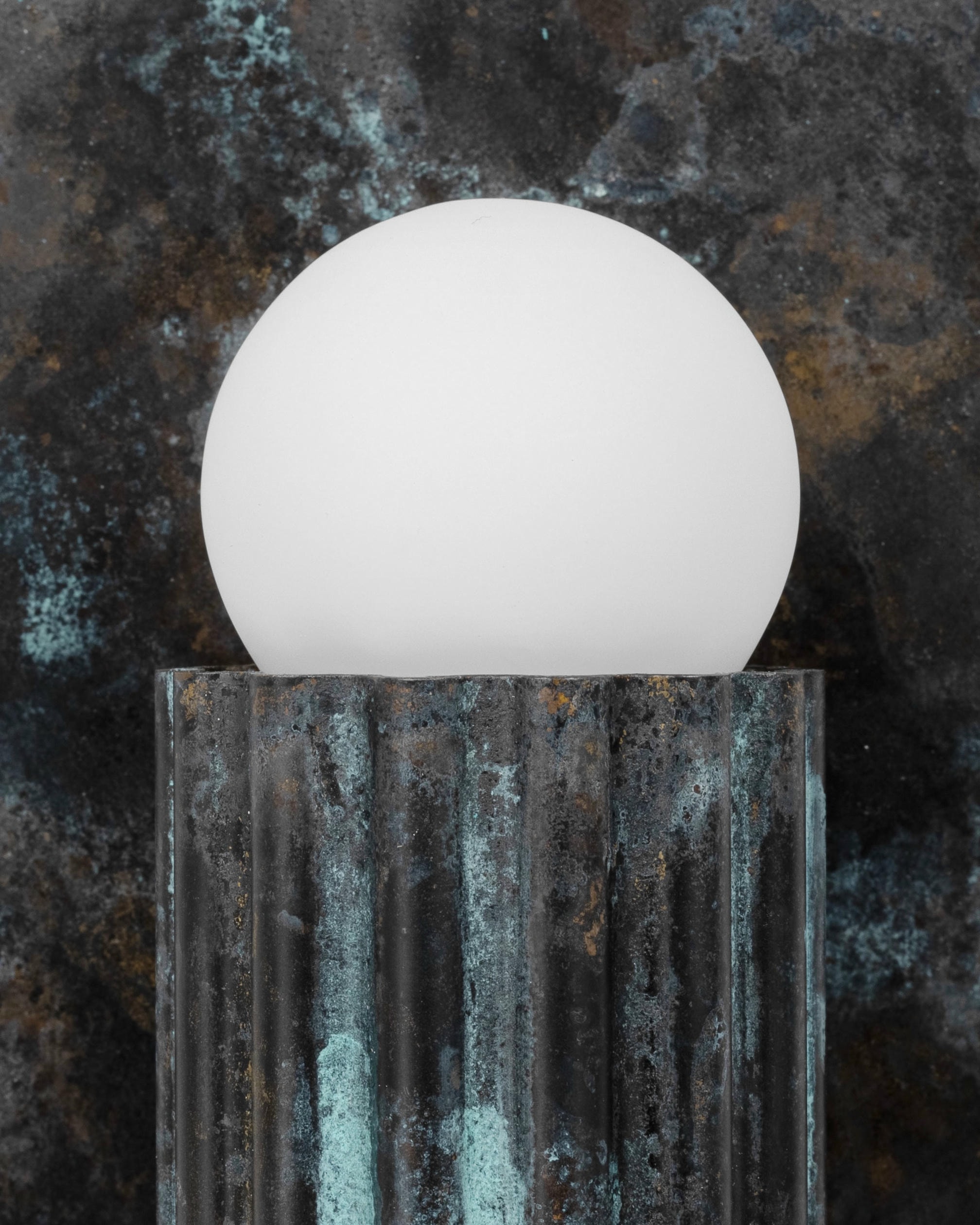 Vesta XLG Wall Sconce by Schwung 11