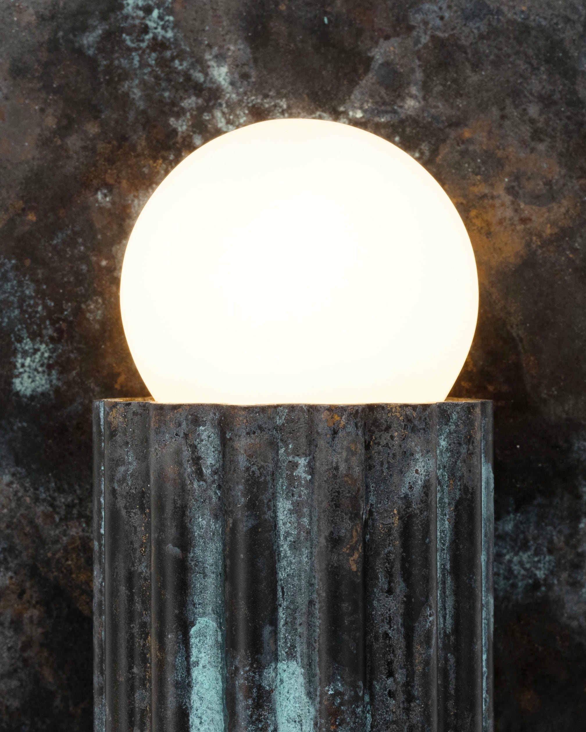 Vesta XLG Wall Sconce by Schwung 12