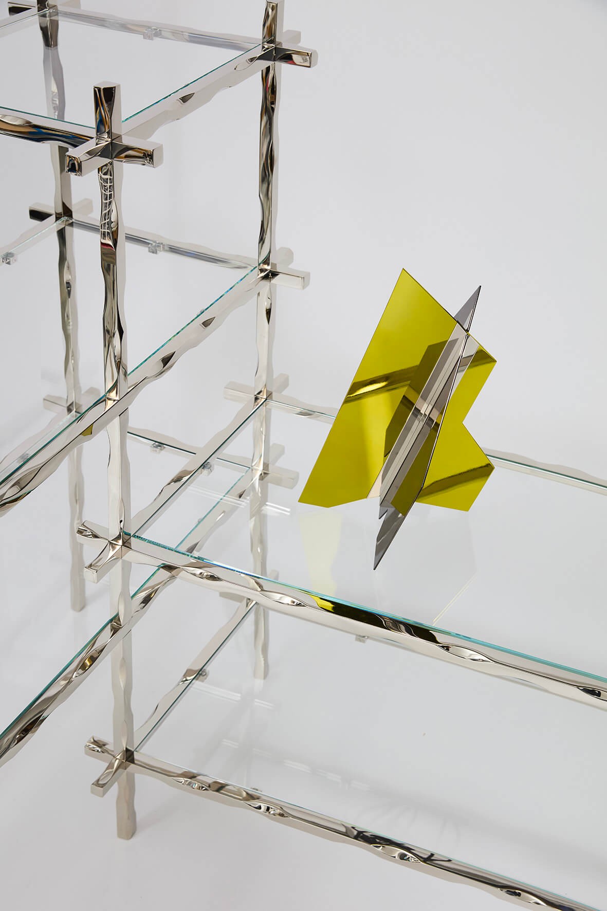 Geometric Fluide Book Case by Jennifer Midoz 7