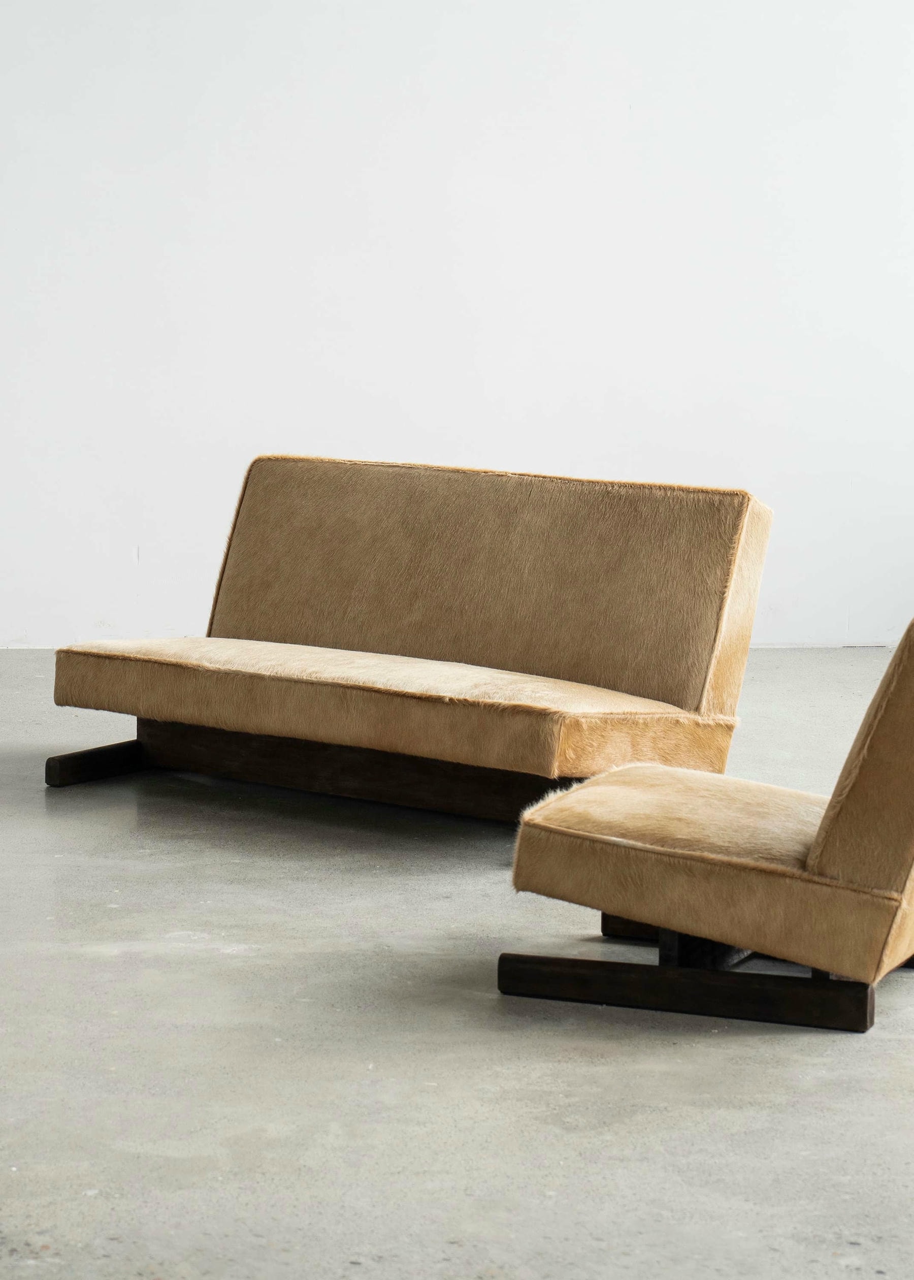 Ut 02 Cowhide and Walnut Sofa by Sing Chan 15